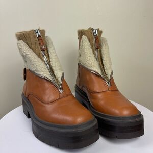 Women's Tan Leather Boots with Shearling Lining
